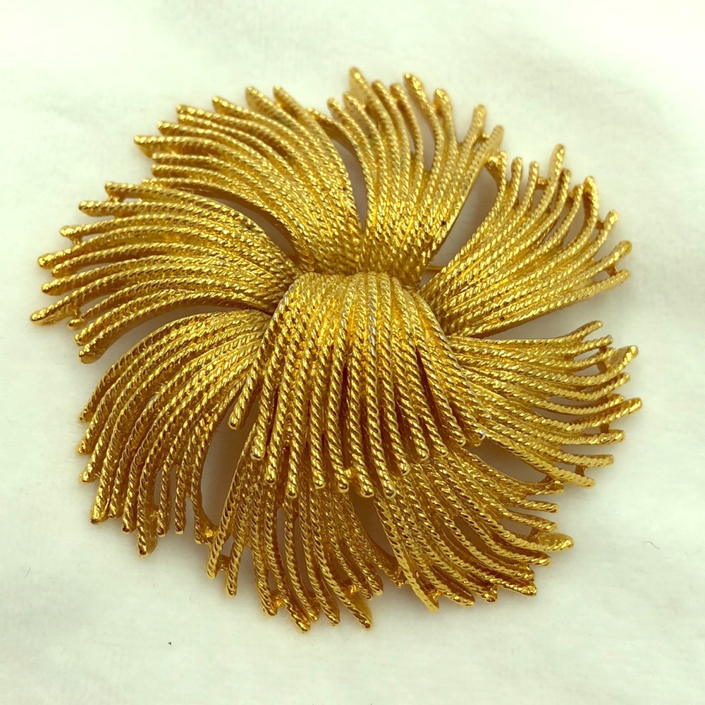 Vintage signed Monet Brooch